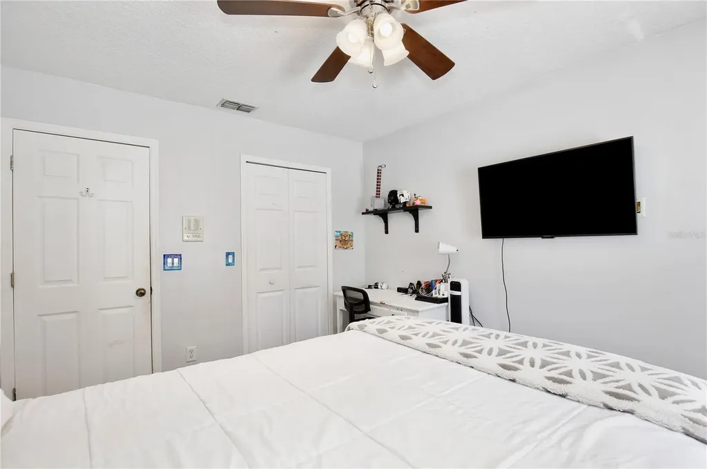 2115 Heathwood Circle Orlando FL 32828