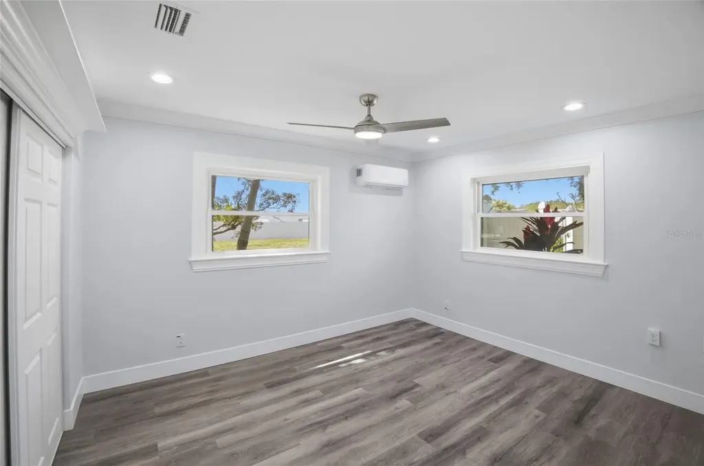 1511 4th Street SW Largo FL 33770