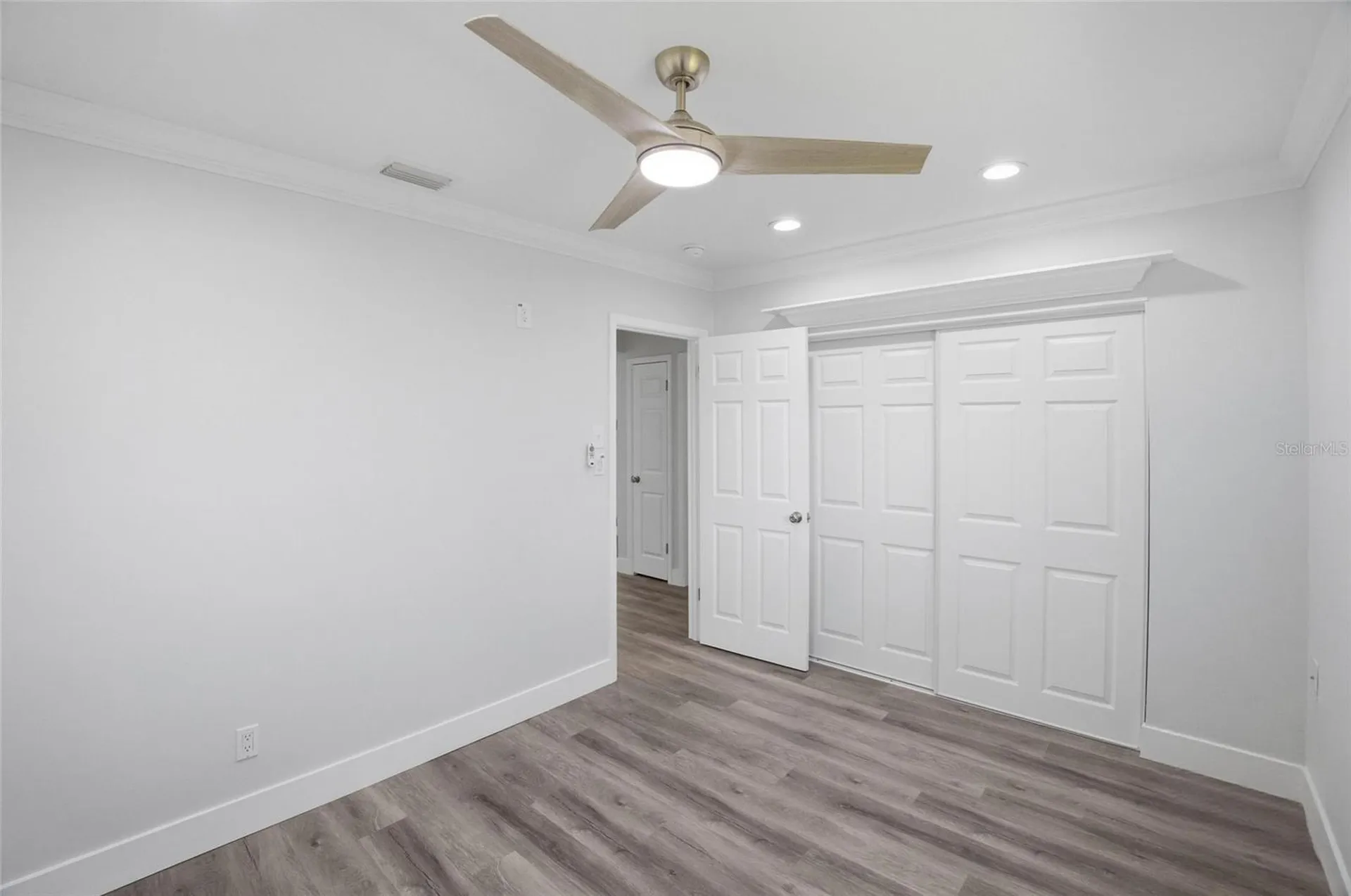 1511 4th Street SW Largo FL 33770