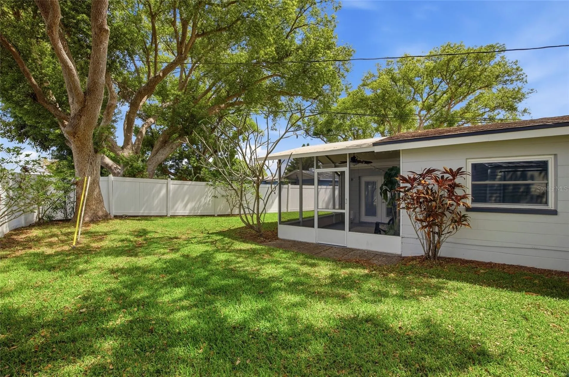 1511 4th Street SW Largo FL 33770
