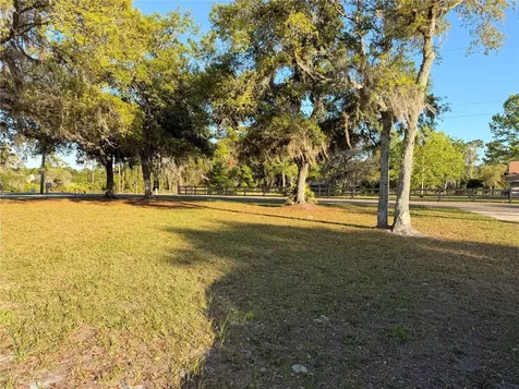 472 Shaw Lake Road Pierson FL 32180