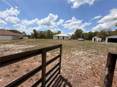 472 Shaw Lake Road Pierson FL 32180