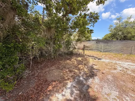 472 Shaw Lake Road Pierson FL 32180