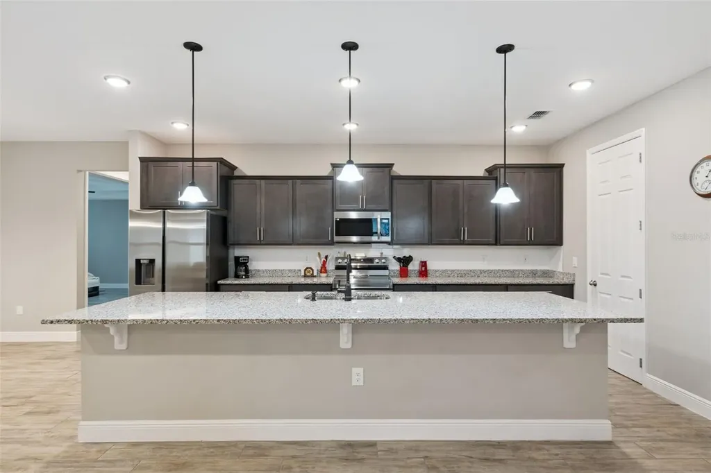 714 Oaks Shores Road Leesburg FL 34748