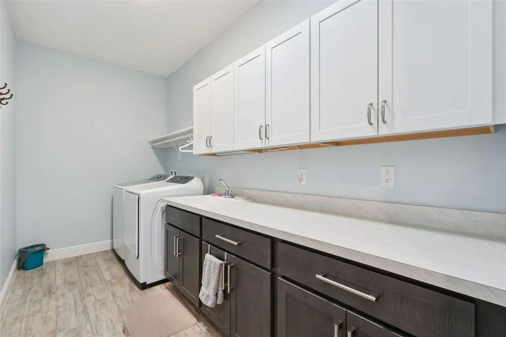 714 Oaks Shores Road Leesburg FL 34748