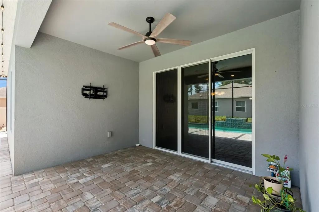 714 Oaks Shores Road Leesburg FL 34748