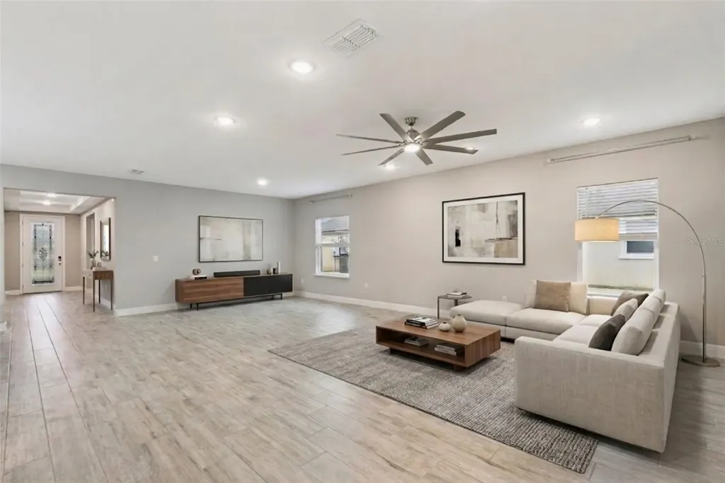 714 Oaks Shores Road Leesburg FL 34748