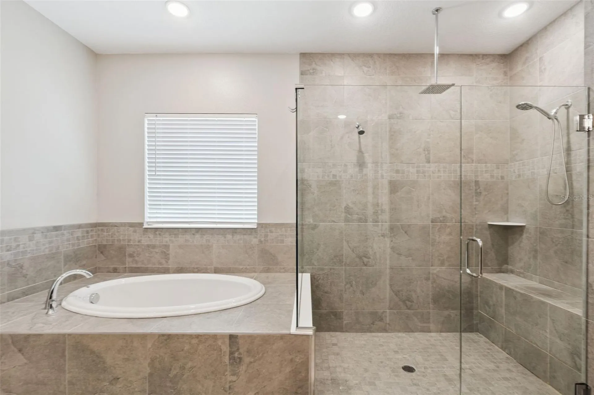 714 Oaks Shores Road Leesburg FL 34748