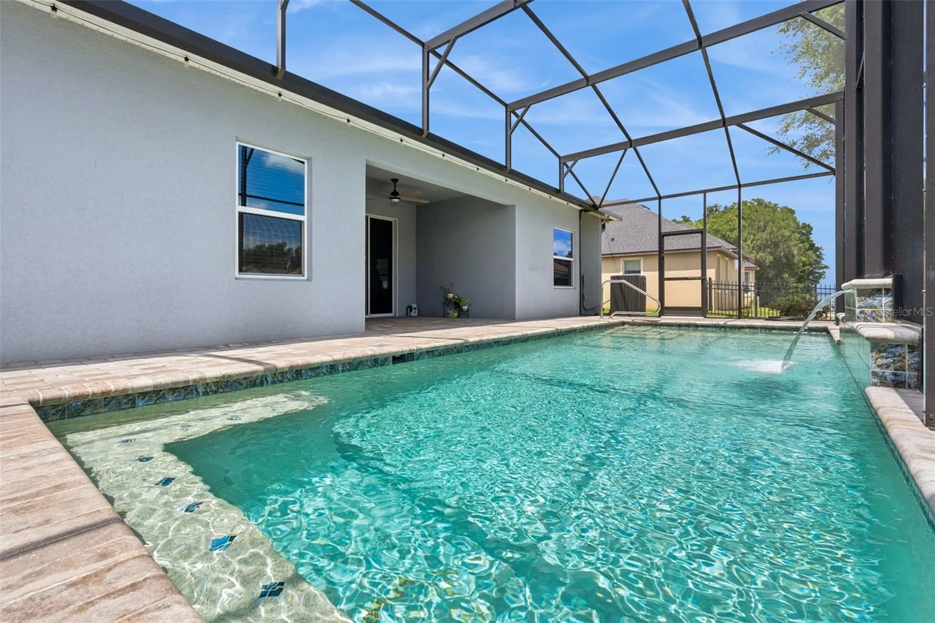 714 Oaks Shores Road Leesburg FL 34748