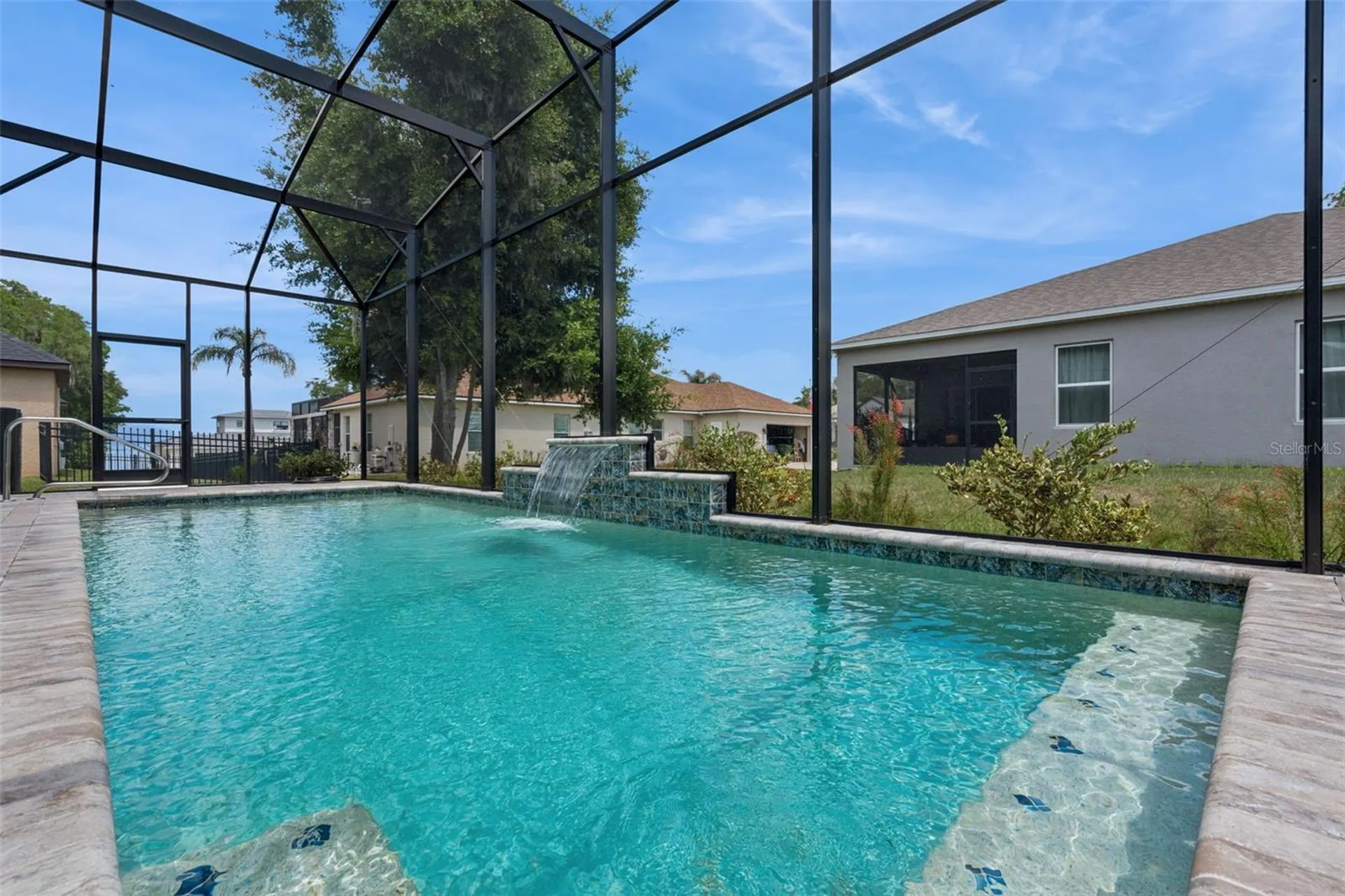 714 Oaks Shores Road Leesburg FL 34748