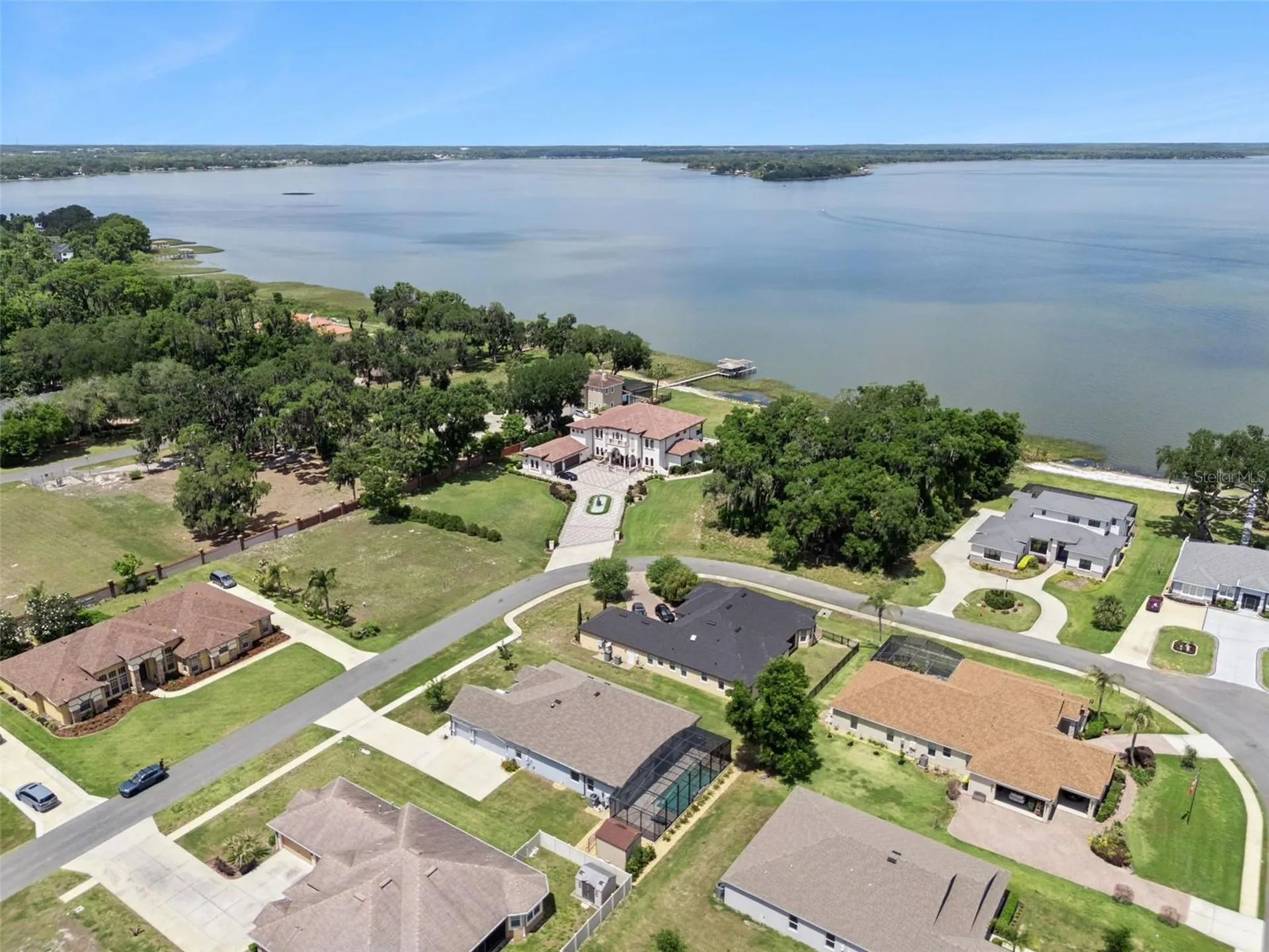 714 Oaks Shores Road Leesburg FL 34748