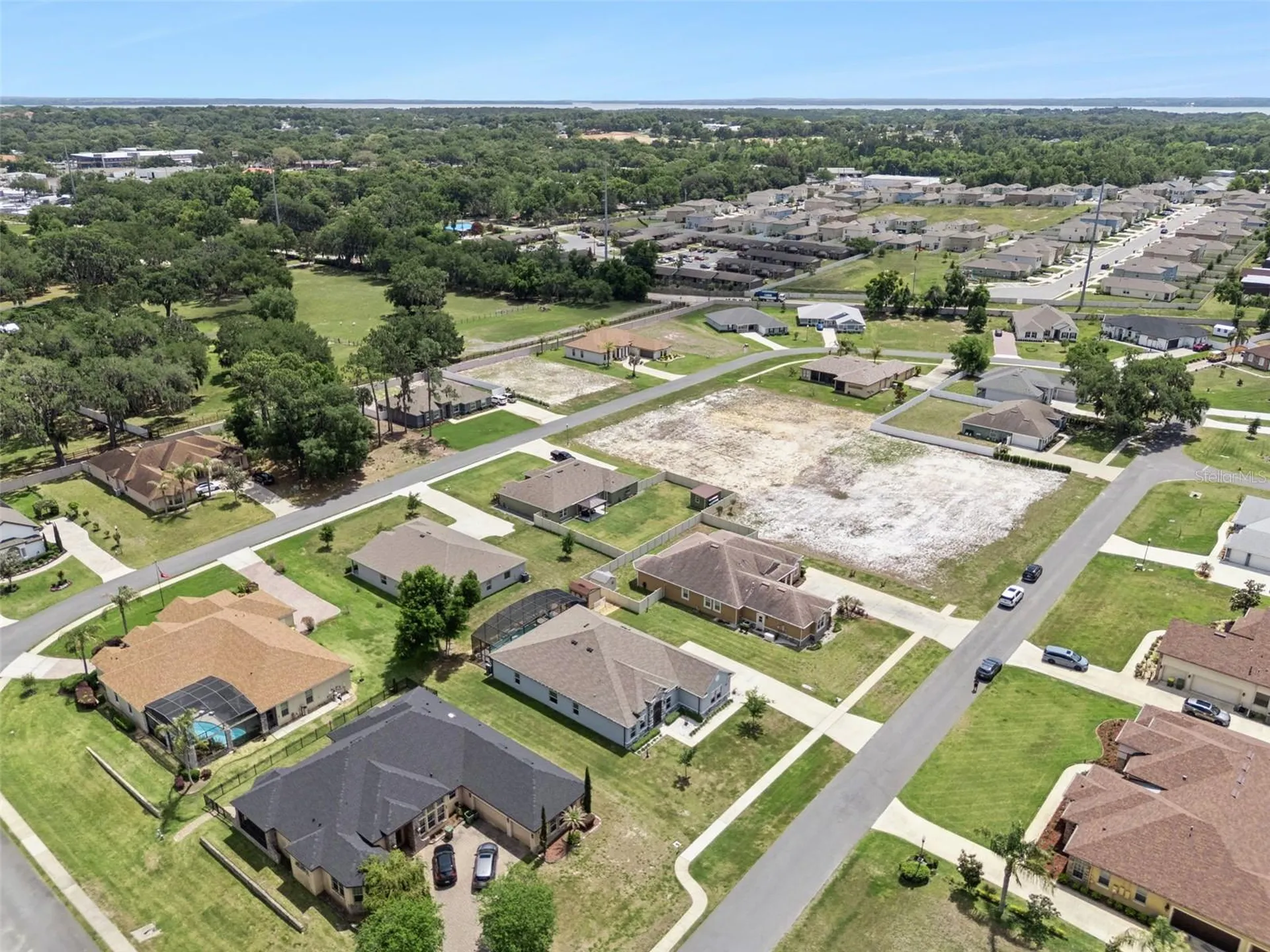 714 Oaks Shores Road Leesburg FL 34748