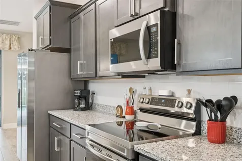714 Oaks Shores Road Leesburg FL 34748