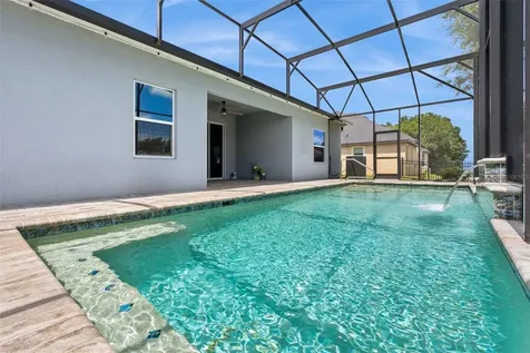 714 Oaks Shores Road Leesburg FL 34748
