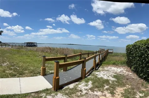 714 Oaks Shores Road Leesburg FL 34748