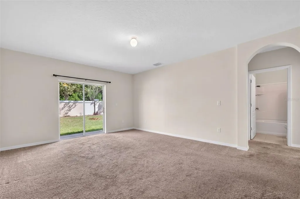 561 Lake Cummings Way Lake Alfred FL 33850