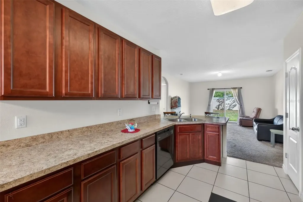 561 Lake Cummings Way Lake Alfred FL 33850