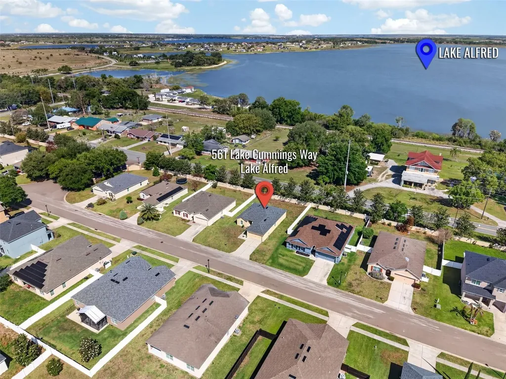 561 Lake Cummings Way Lake Alfred FL 33850
