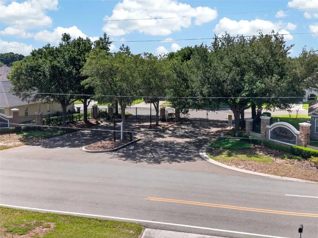 561 Lake Cummings Way Lake Alfred FL 33850