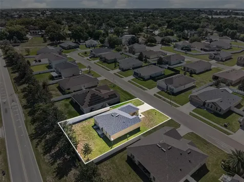 561 Lake Cummings Way Lake Alfred FL 33850