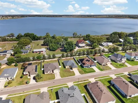 561 Lake Cummings Way Lake Alfred FL 33850