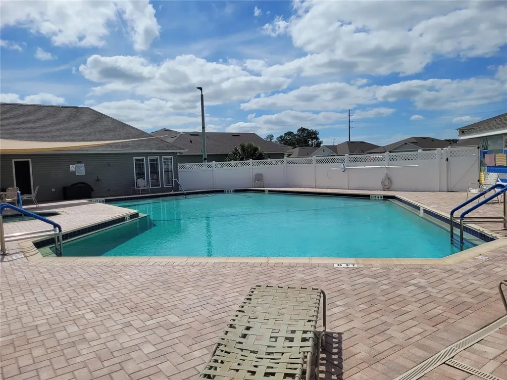 432 Baytree Boulevard Tavares FL 32778