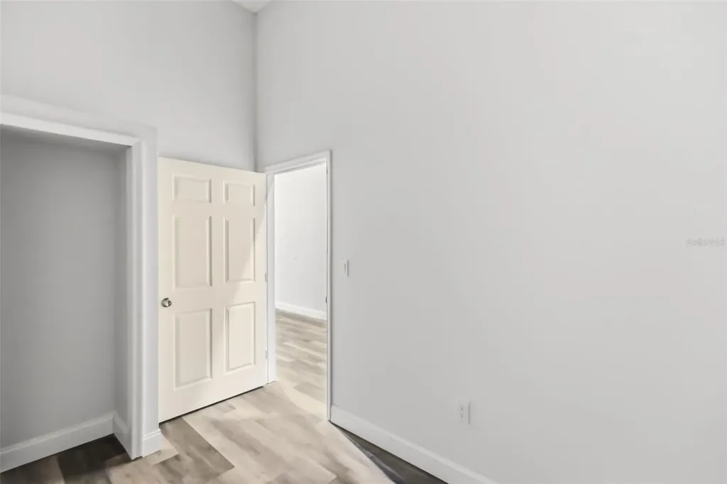 2726 6th Avenue W Bradenton FL 34205