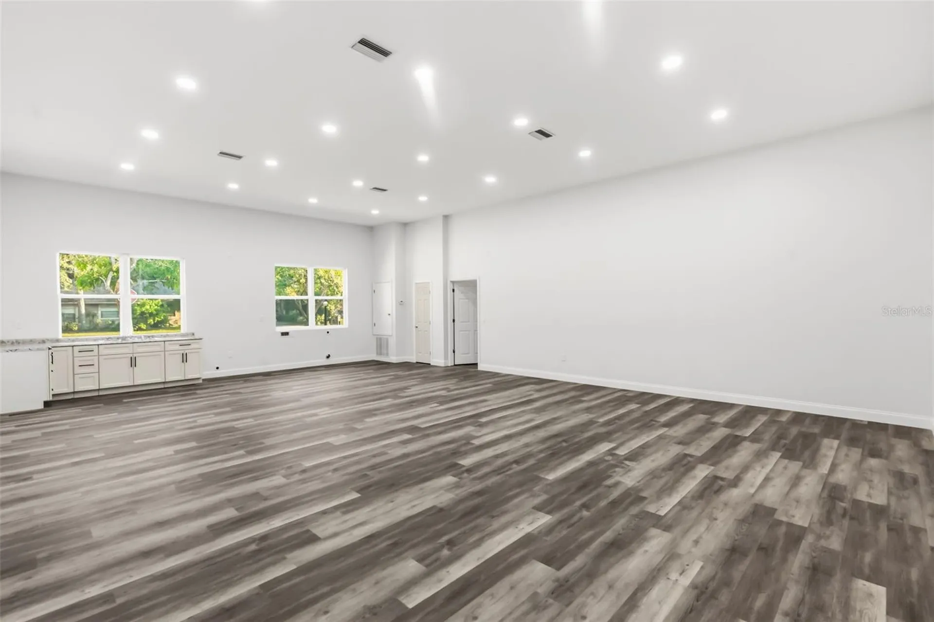 2726 6th Avenue W Bradenton FL 34205