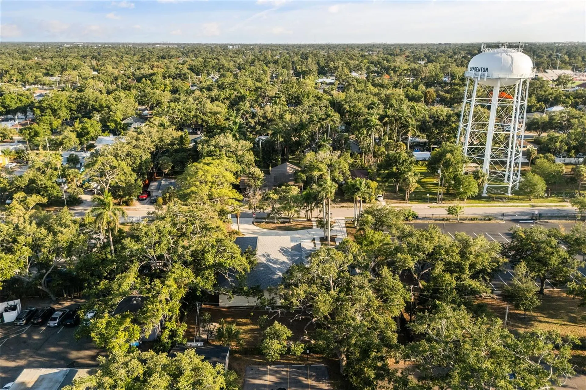 2726 6th Avenue W Bradenton FL 34205