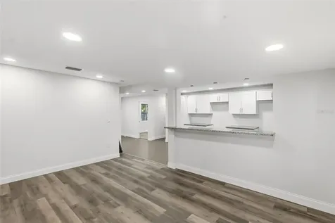 2726 6th Avenue W Bradenton FL 34205
