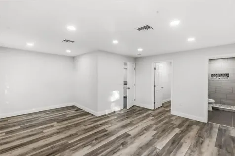 2726 6th Avenue W Bradenton FL 34205