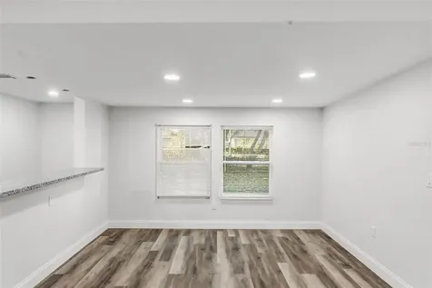 2726 6th Avenue W Bradenton FL 34205