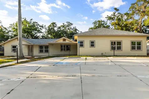 2726 6TH Avenue W Bradenton FL 34205