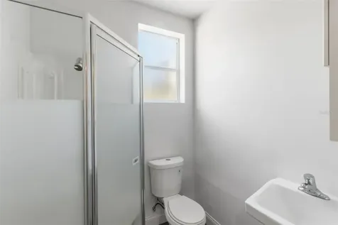 2726 6th Avenue W Bradenton FL 34205