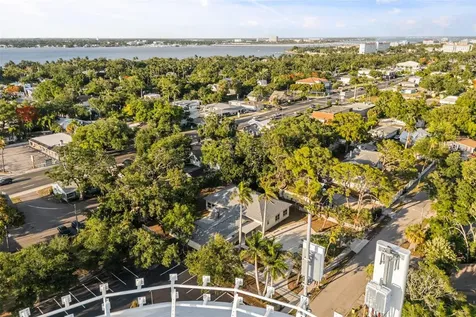 2726 6th Avenue W Bradenton FL 34205