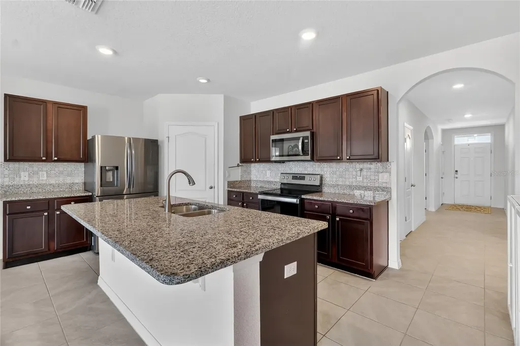 2658 Grandbury Grove Road Lakeland FL 33811