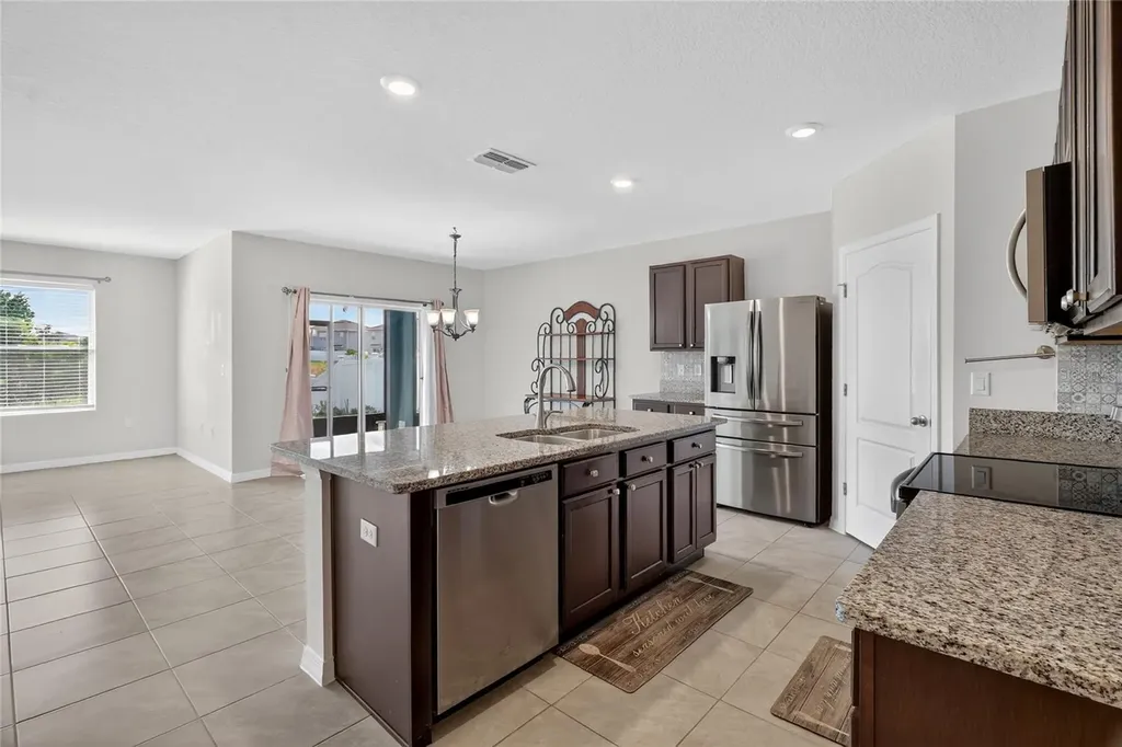 2658 Grandbury Grove Road Lakeland FL 33811