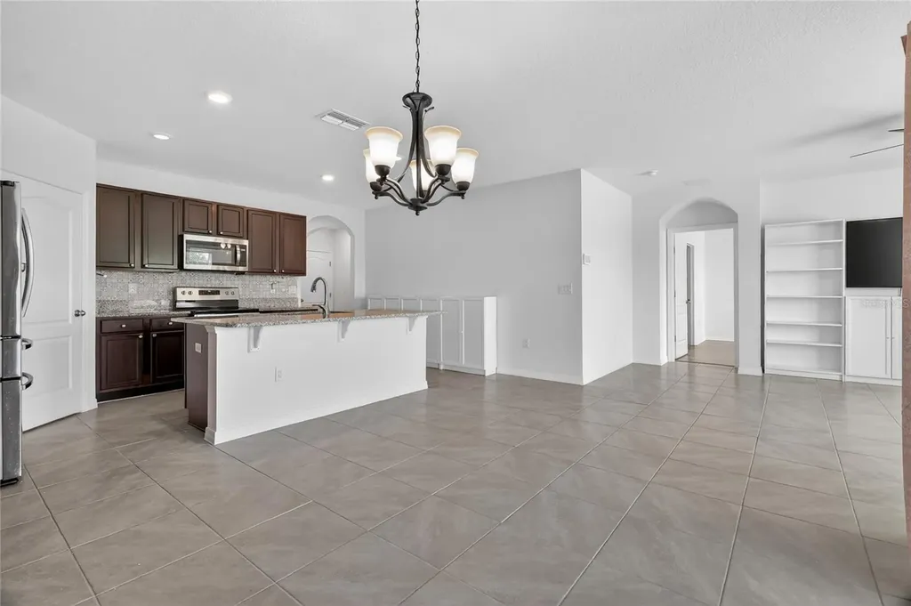 2658 Grandbury Grove Road Lakeland FL 33811