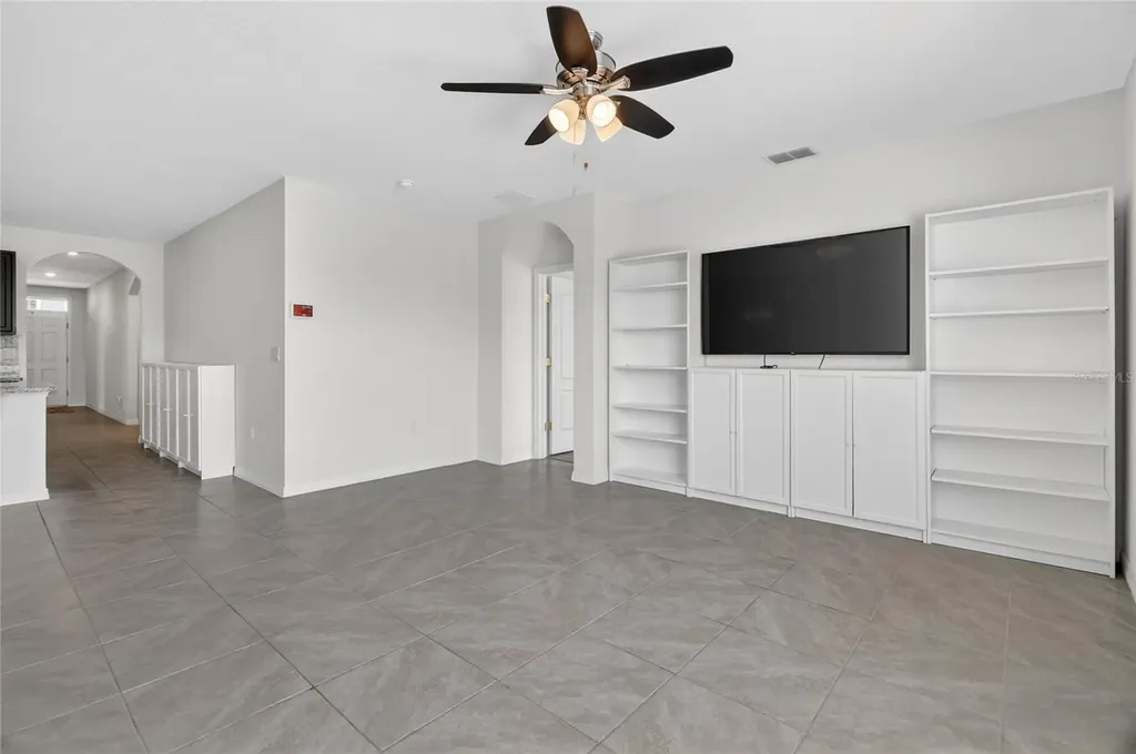 2658 Grandbury Grove Road Lakeland FL 33811
