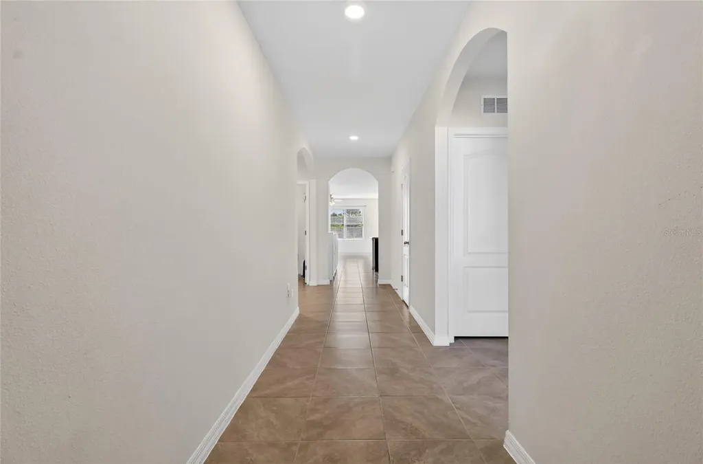 2658 Grandbury Grove Road Lakeland FL 33811