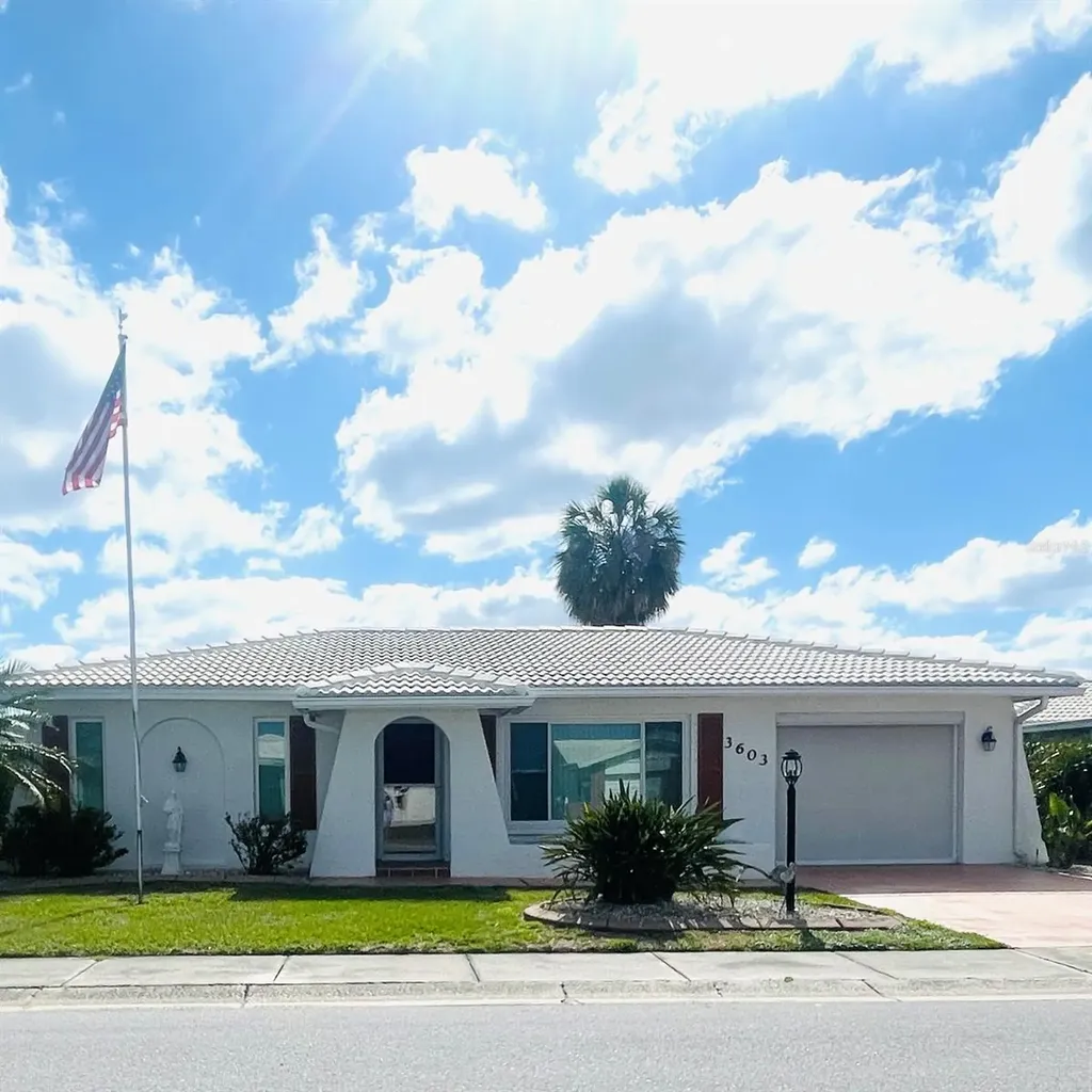 3603 Joyce Drive Bradenton FL 34208