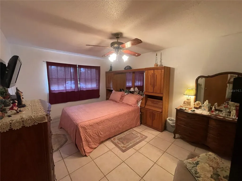 5662 S Salford Boulevard North Port FL 34287