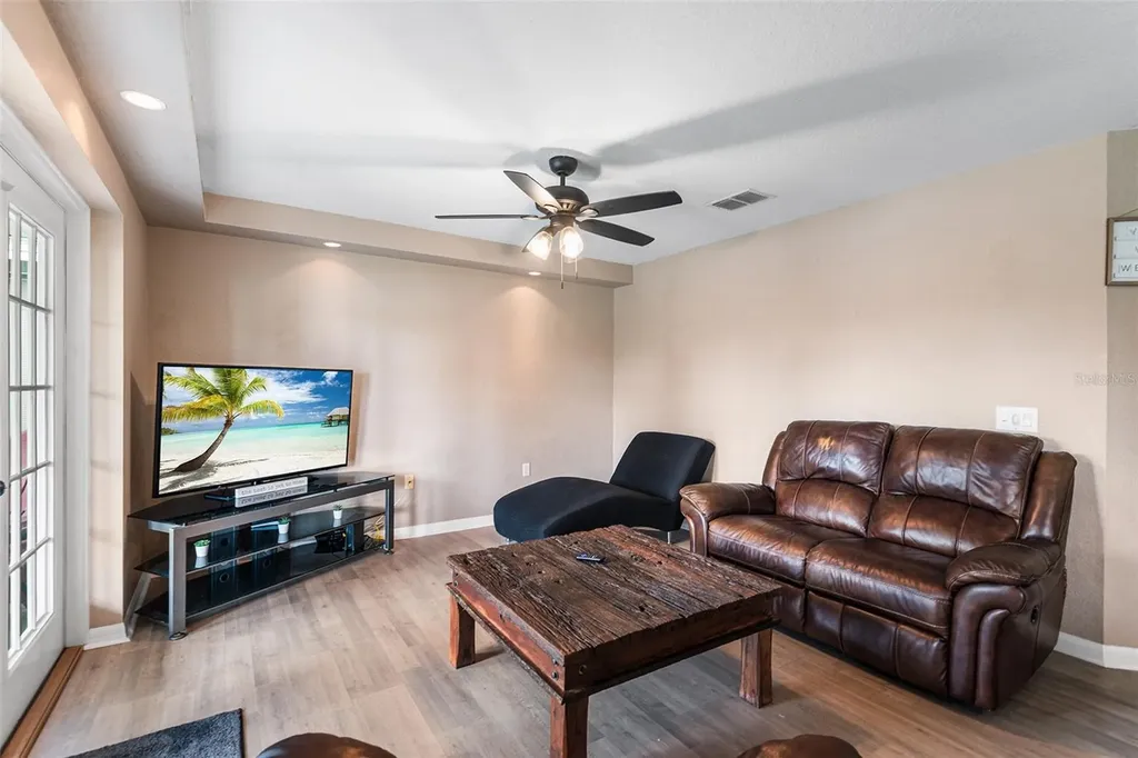 2101 Hatteras Point Lakeland FL 33813