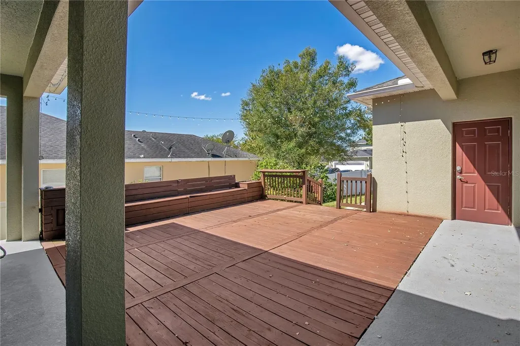 2053 Nobscot Place Apopka FL 32703