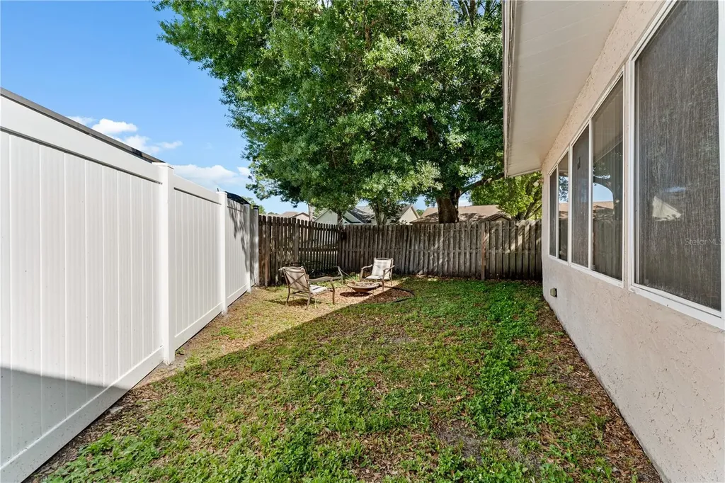 9758 Fox Hollow Road Tampa FL 33647