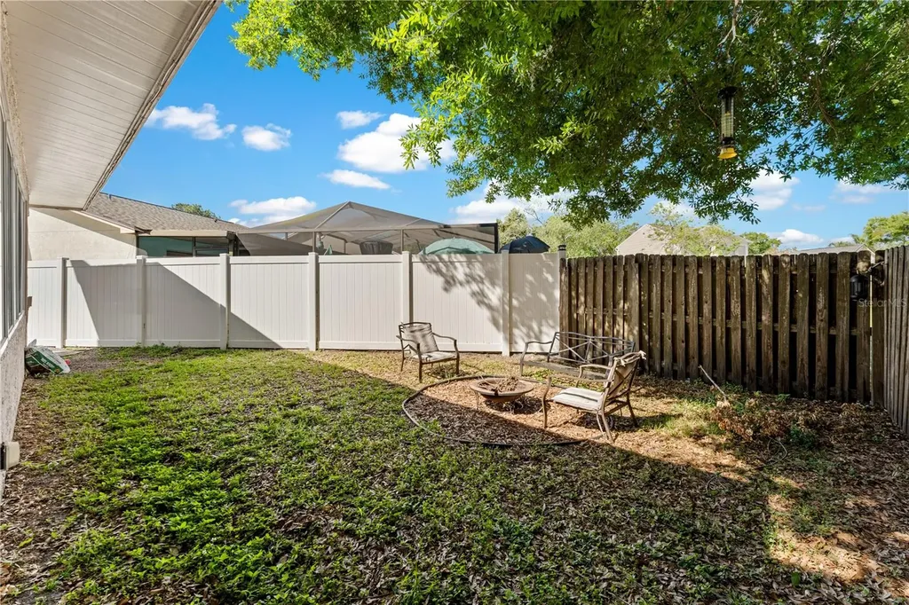 9758 Fox Hollow Road Tampa FL 33647