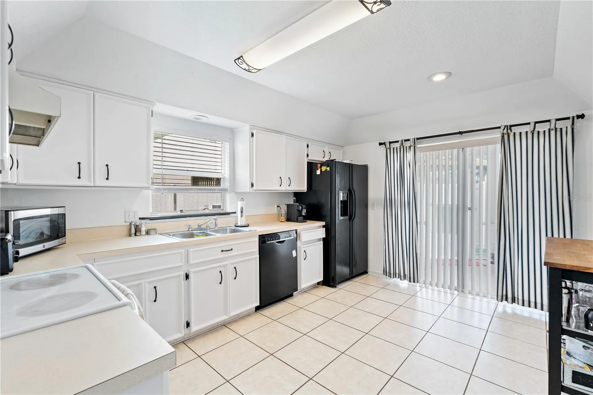 9758 Fox Hollow Road Tampa FL 33647
