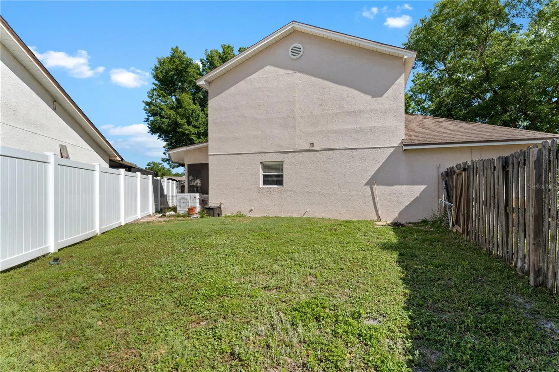 9758 Fox Hollow Road Tampa FL 33647