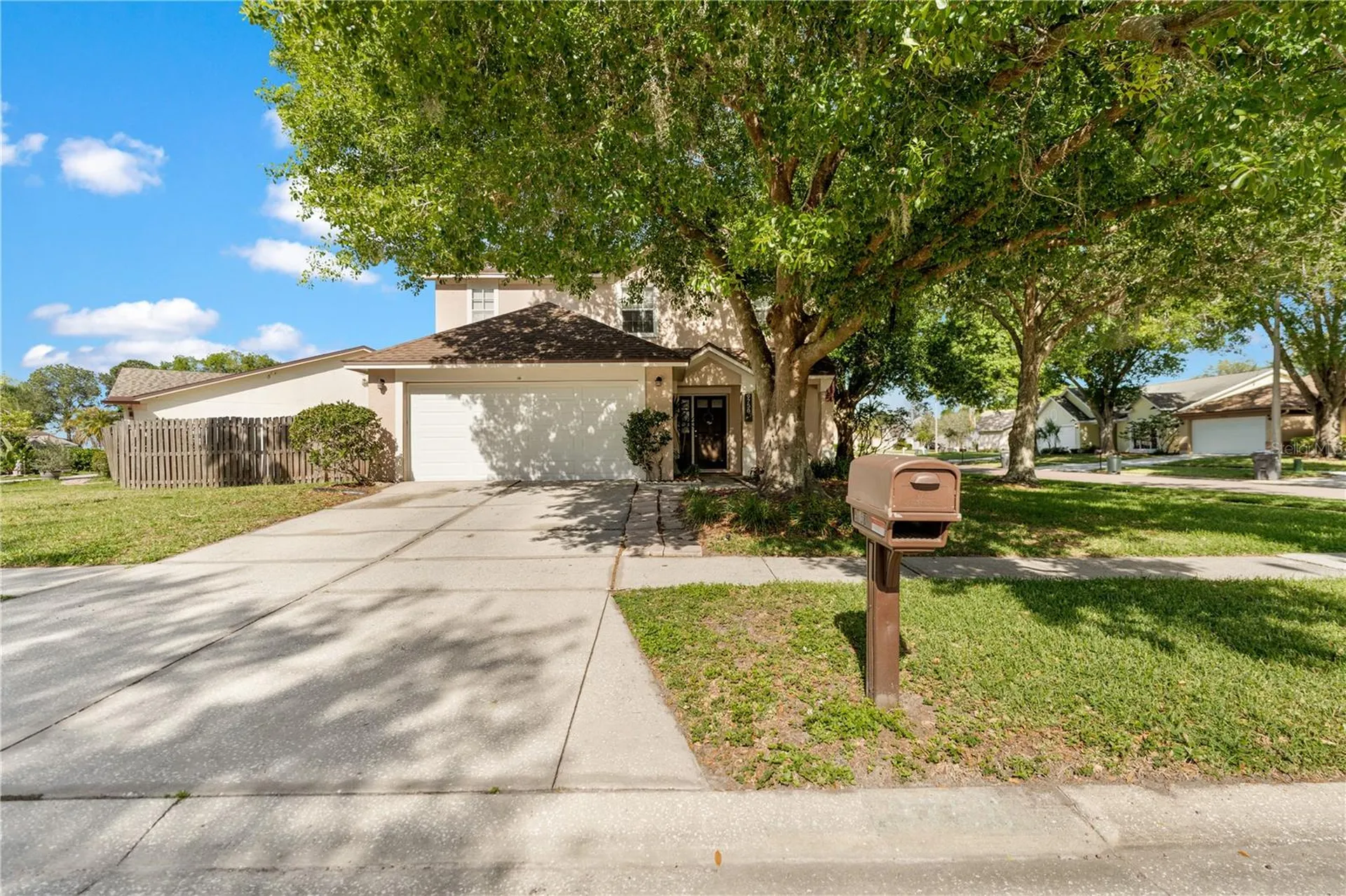 9758 Fox Hollow Road Tampa FL 33647