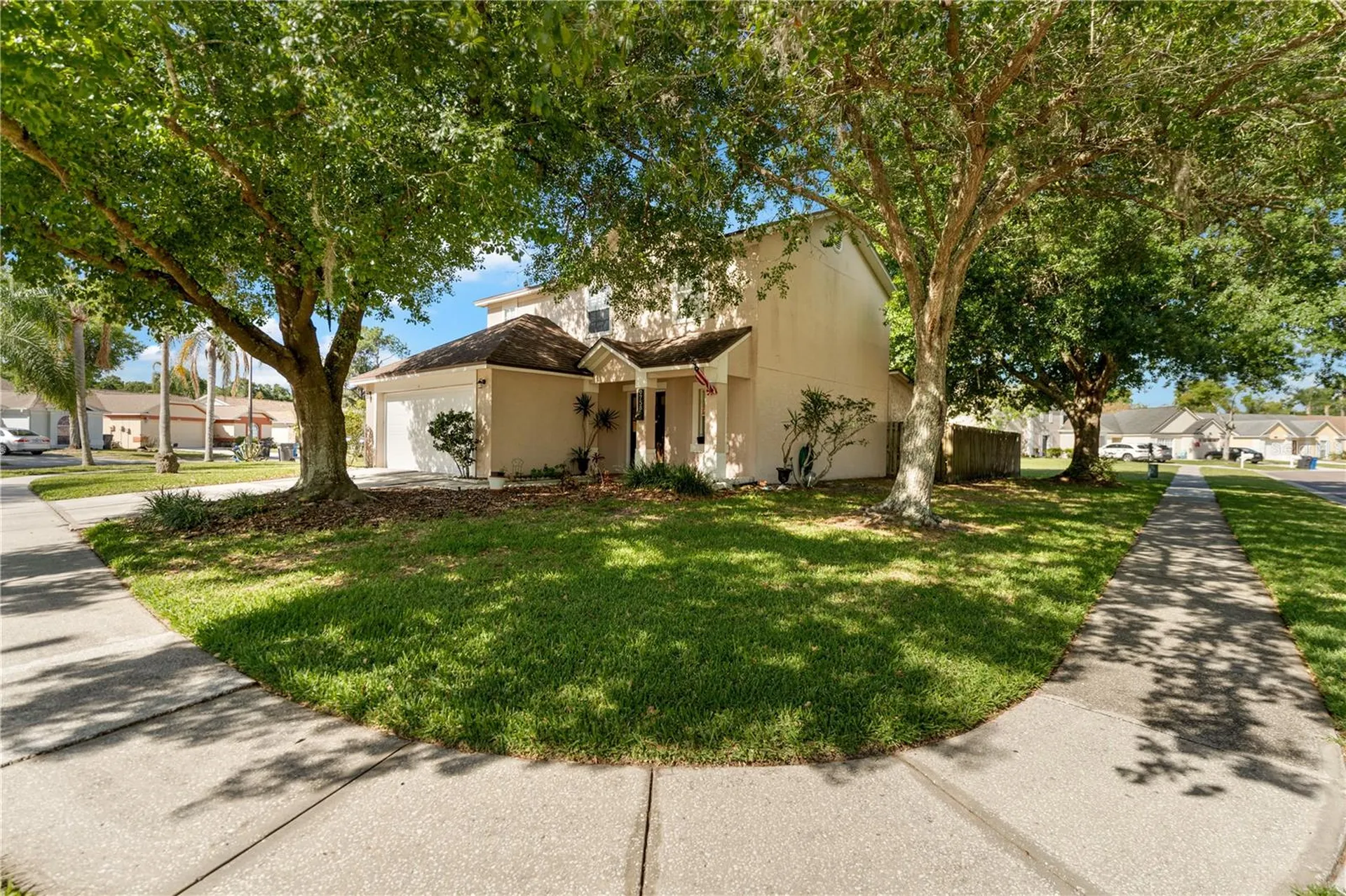 9758 Fox Hollow Road Tampa FL 33647